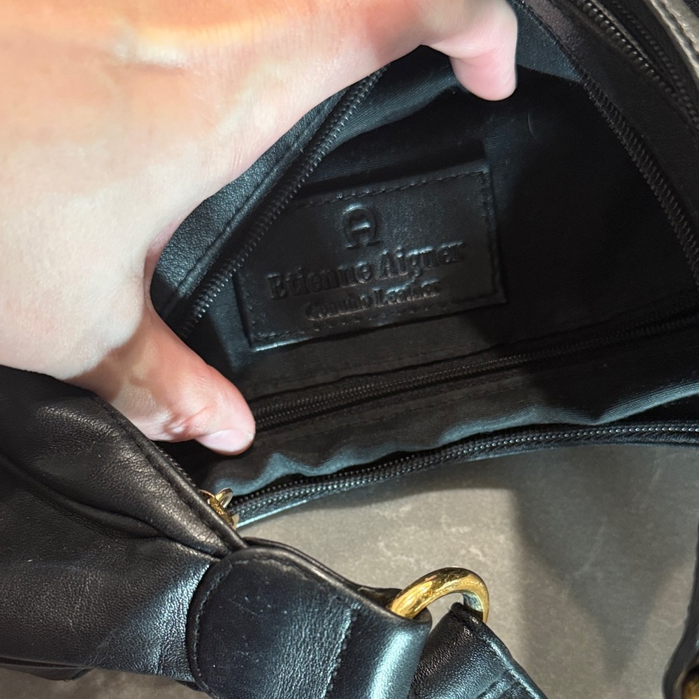 Etienne Aigner Black Leather Shoulder Bag - Picture 3 of 10